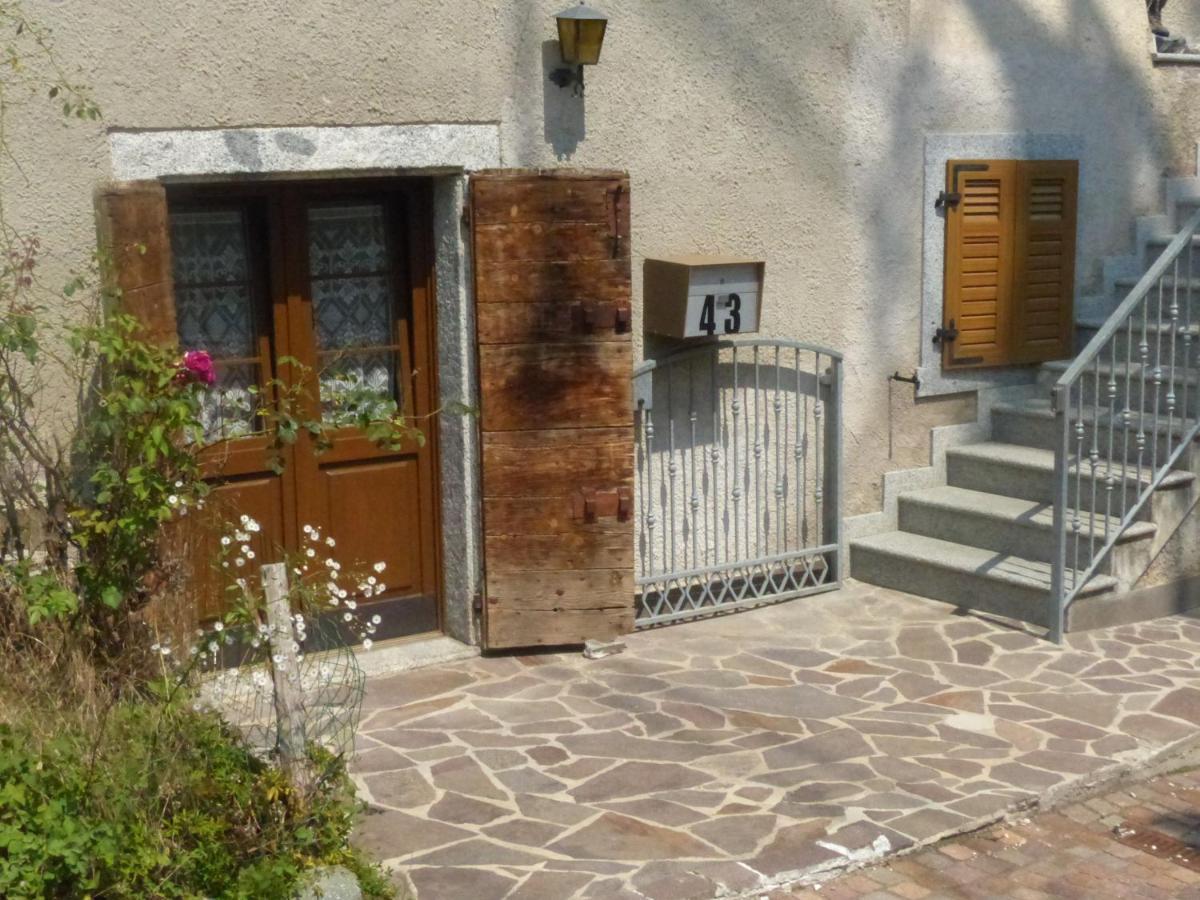 Appartamento Trentino II โกมาโนแตร์เม ภายนอก รูปภาพ